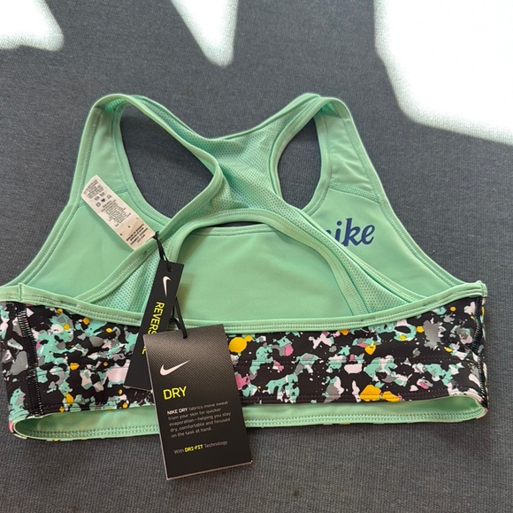 Nike Girls Sports Bra reversible - Picture 1 of 5